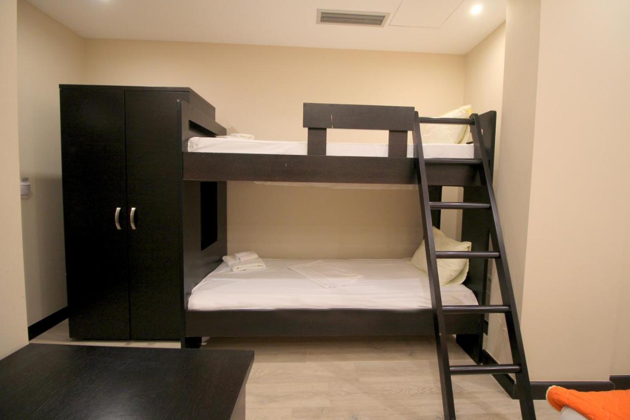 סרנדה Hotel Strora מראה חיצוני תמונה